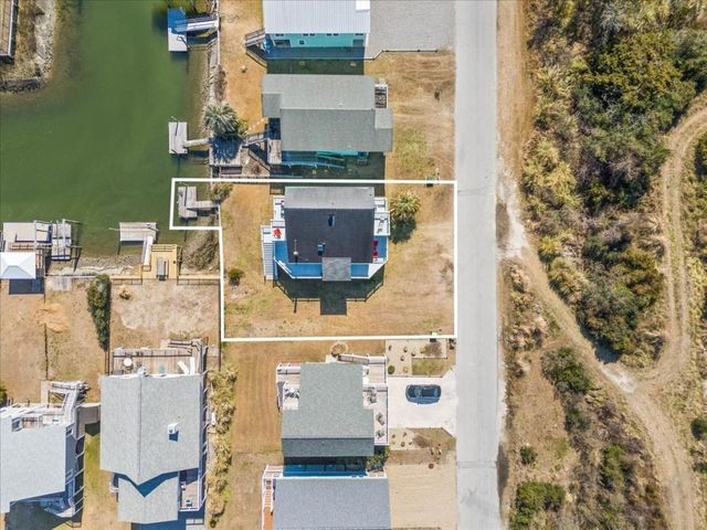 154 Sand Dollar St., Holden Beach, NC 28462