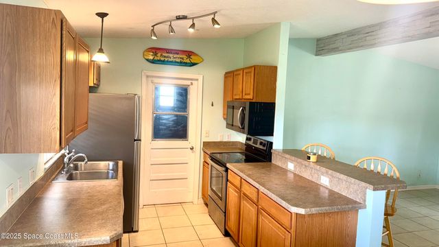 225 Magnolia Street, Satellite Beach, FL 32937