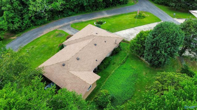 3918 Plains Avenue, Fort Payne, AL 35967