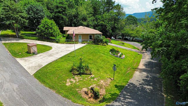 3918 Plains Avenue, Fort Payne, AL 35967