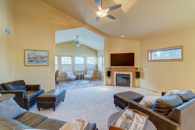 1030 Rooster Run, Middleton, WI 53562