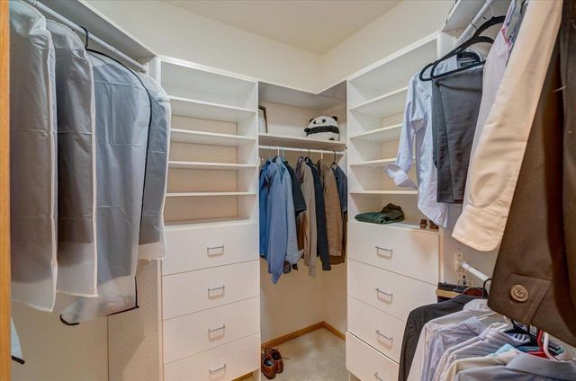 1030 Rooster Run, Middleton, WI 53562