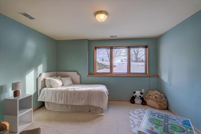 1030 Rooster Run, Middleton, WI 53562