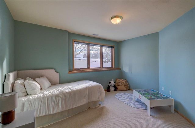 1030 Rooster Run, Middleton, WI 53562