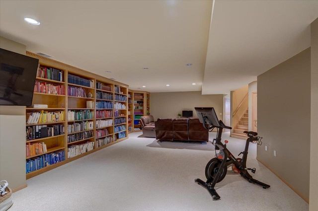 1030 Rooster Run, Middleton, WI 53562