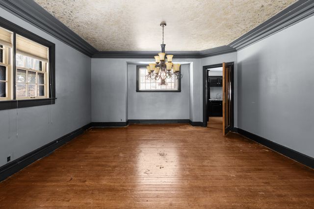 1012 5th Avenue S, Clinton, IA 52732