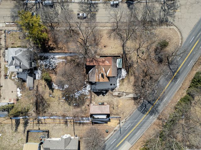 1012 5th Avenue S, Clinton, IA 52732