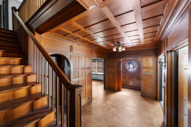 1012 5th Avenue S, Clinton, IA 52732