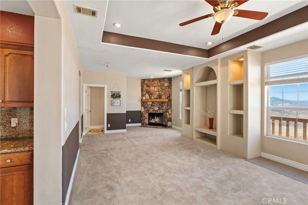Image 19 of property listing at 18211 Morgan Court, Tehachapi, CA 93561