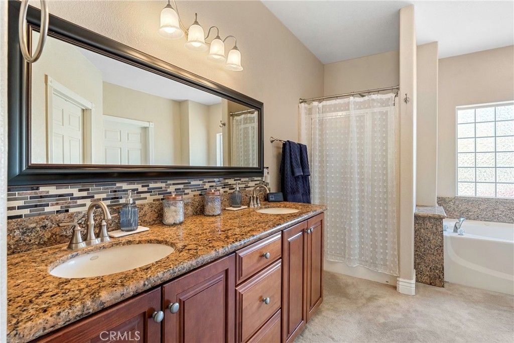 Image 25 of property listing at 18211 Morgan Court, Tehachapi, CA 93561