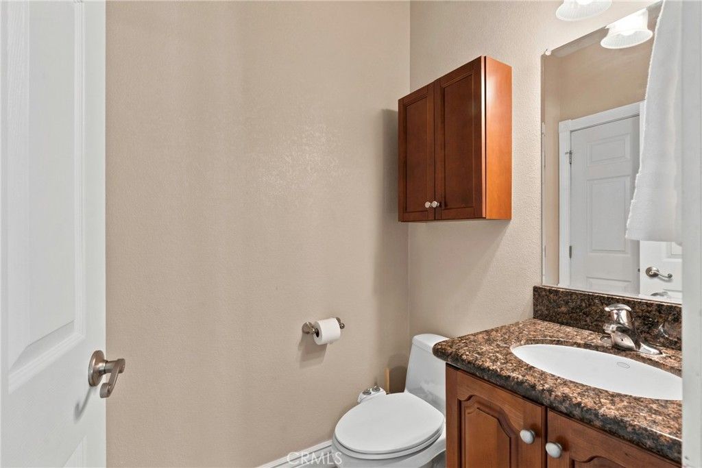 Image 32 of property listing at 18211 Morgan Court, Tehachapi, CA 93561