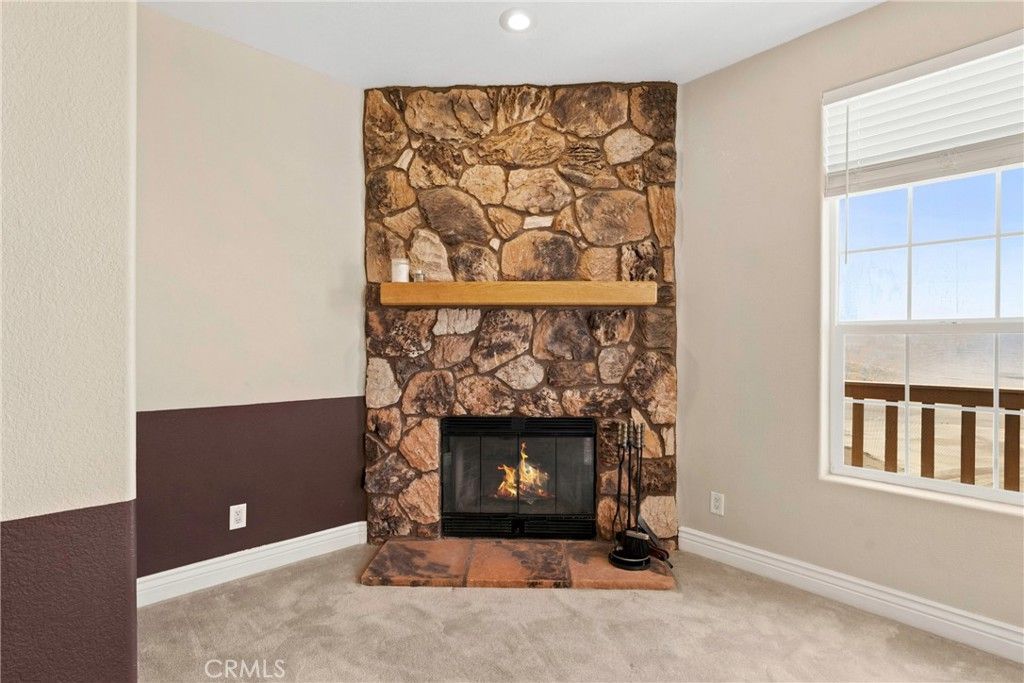 Image 33 of property listing at 18211 Morgan Court, Tehachapi, CA 93561