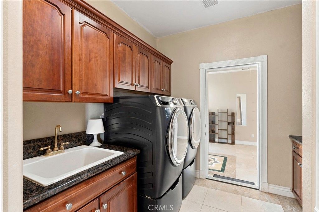 Image 42 of property listing at 18211 Morgan Court, Tehachapi, CA 93561