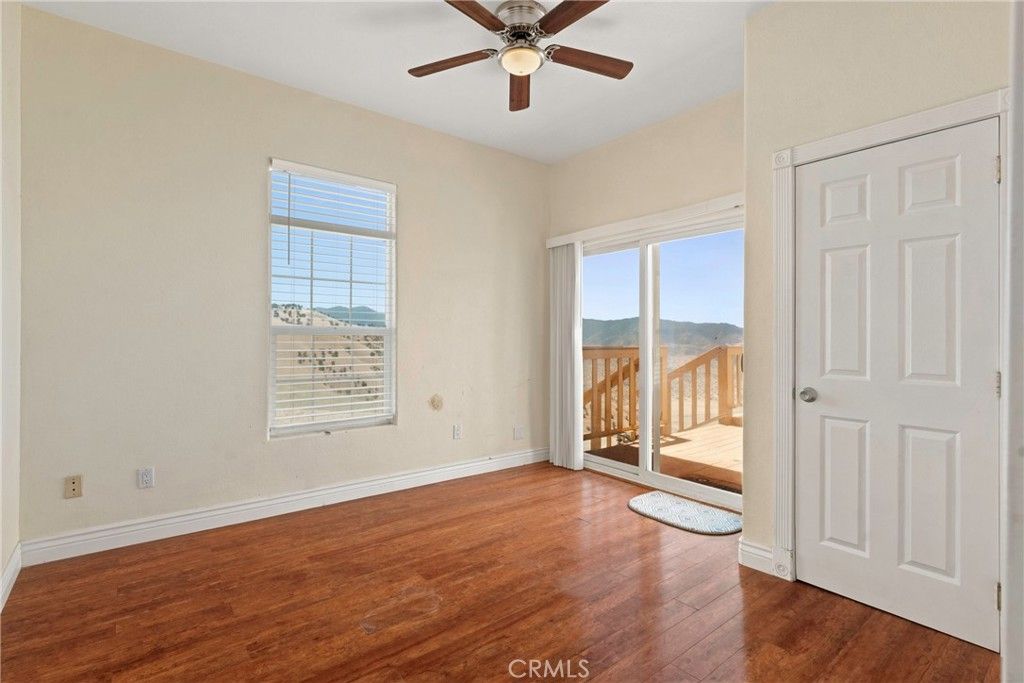 Image 45 of property listing at 18211 Morgan Court, Tehachapi, CA 93561