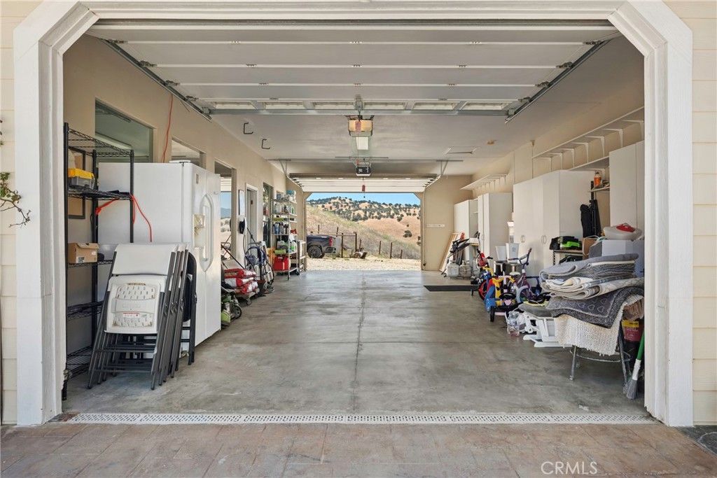 Image 50 of property listing at 18211 Morgan Court, Tehachapi, CA 93561