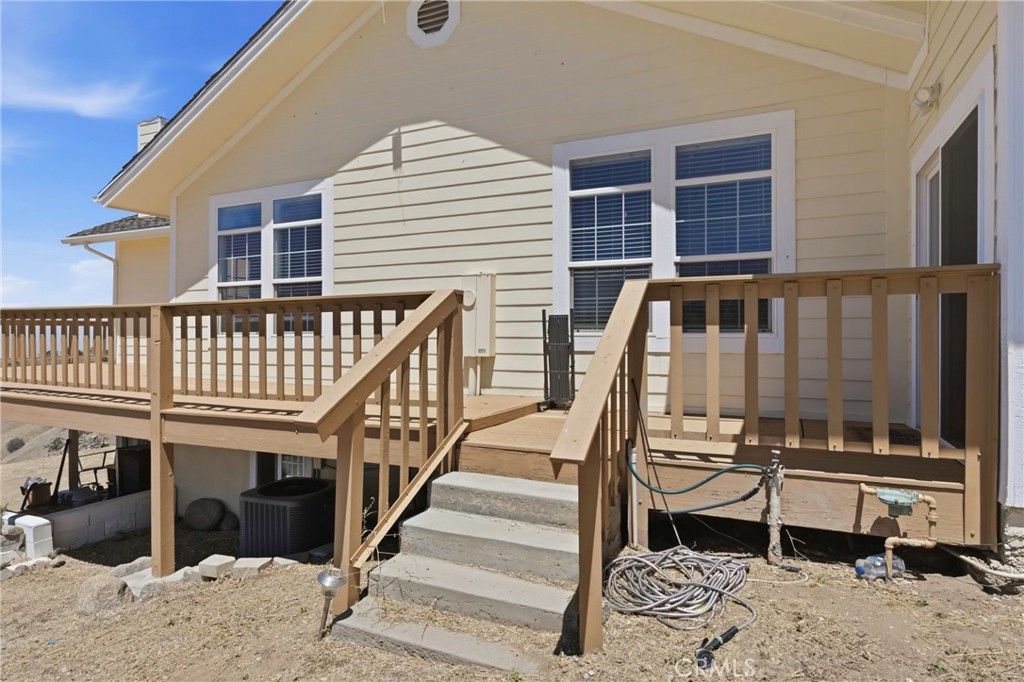Image 61 of property listing at 18211 Morgan Court, Tehachapi, CA 93561