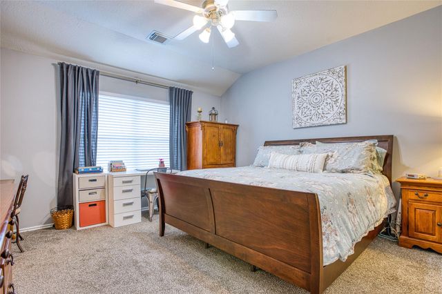 280 Brandy Ridge Lane, Dickinson, TX 77539