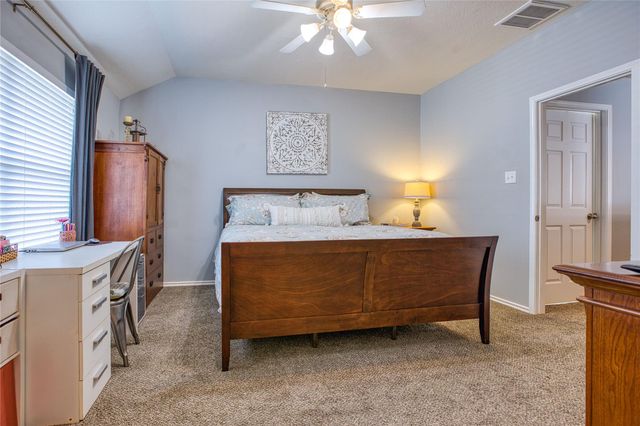 280 Brandy Ridge Lane, Dickinson, TX 77539