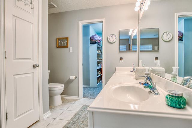 280 Brandy Ridge Lane, Dickinson, TX 77539
