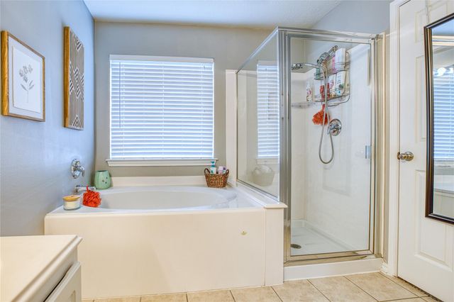 280 Brandy Ridge Lane, Dickinson, TX 77539