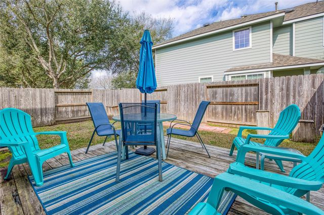 280 Brandy Ridge Lane, Dickinson, TX 77539
