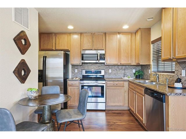 10128 E 29th Dr, Denver, CO 80238