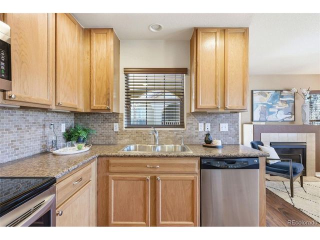 10128 E 29th Dr, Denver, CO 80238