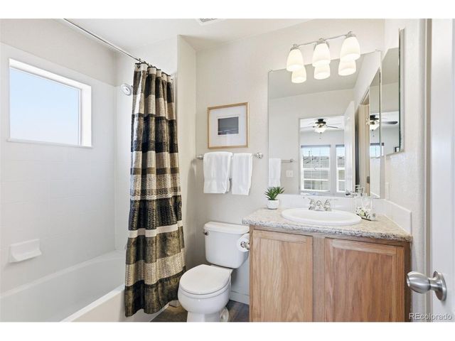 10128 E 29th Dr, Denver, CO 80238