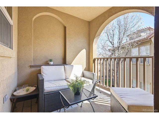 10128 E 29th Dr, Denver, CO 80238