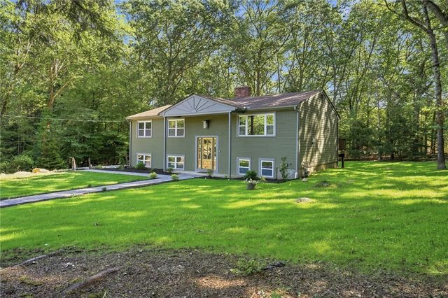 154 Spring Valley Drive, East Greenwich, RI 02818
