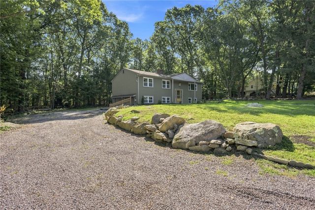 154 Spring Valley Drive, East Greenwich, RI 02818