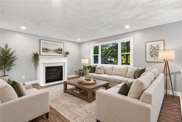 154 Spring Valley Drive, East Greenwich, RI 02818