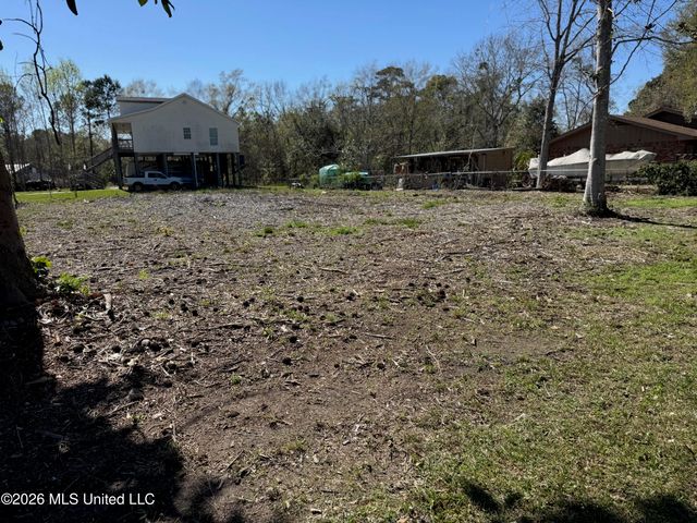 1303 Waveland Avenue, Waveland, MS 39576