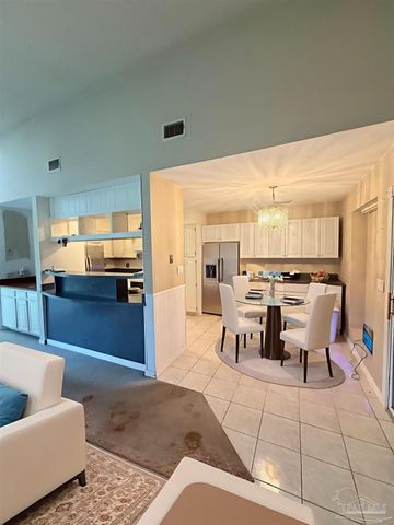 2626 Tinosa Cir, Pensacola, FL 32526