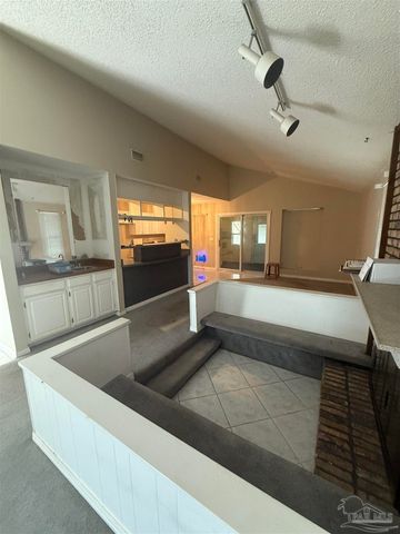 2626 Tinosa Cir, Pensacola, FL 32526