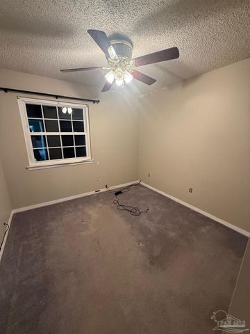 2626 Tinosa Cir, Pensacola, FL 32526