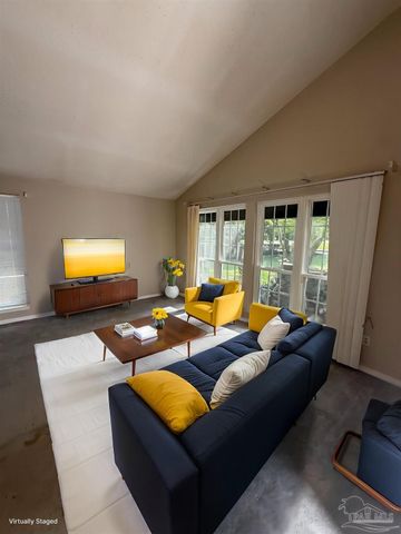 2626 Tinosa Cir, Pensacola, FL 32526