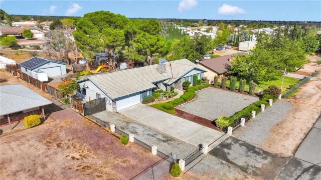 7762 Madera Ave, Hesperia, CA 92345