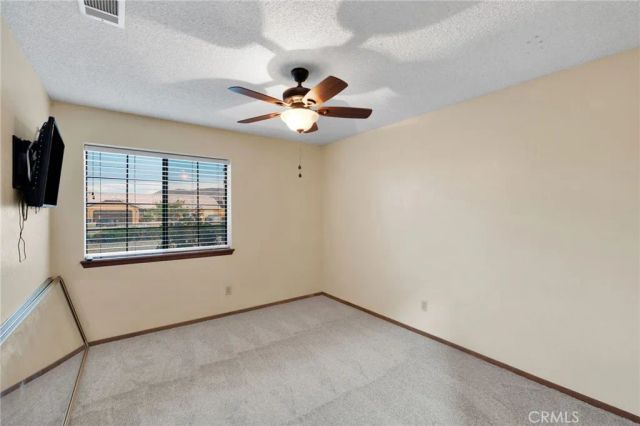 7762 Madera Ave, Hesperia, CA 92345