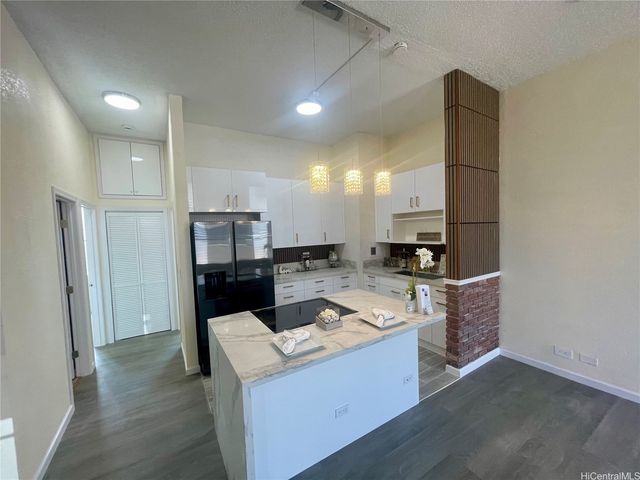 94-246 Leoku Street G125, Waipahu, HI 96797