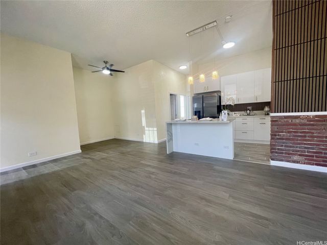 94-246 Leoku Street G125, Waipahu, HI 96797