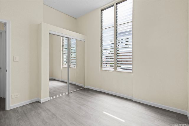 94-246 Leoku Street G125, Waipahu, HI 96797