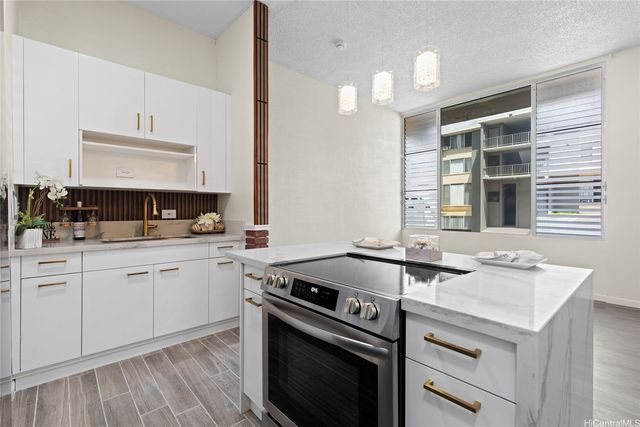 94-246 Leoku Street G125, Waipahu, HI 96797