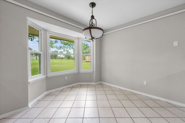 7155 Stephenson Levy Road, Burleson, TX 76028