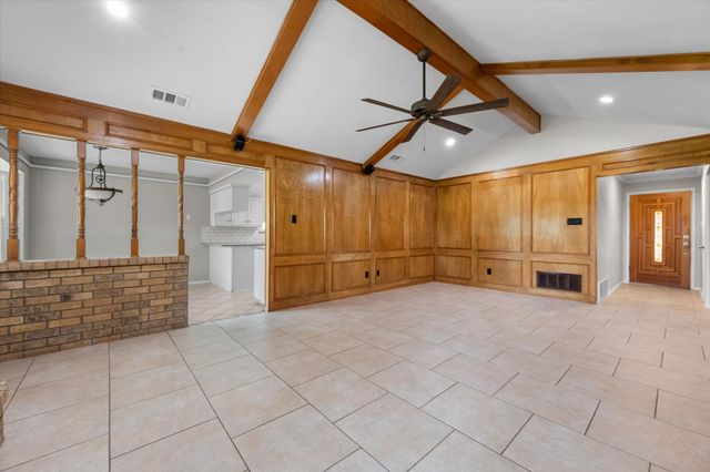 7155 Stephenson Levy Road, Burleson, TX 76028