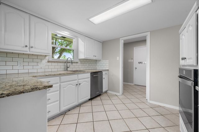 7155 Stephenson Levy Road, Burleson, TX 76028
