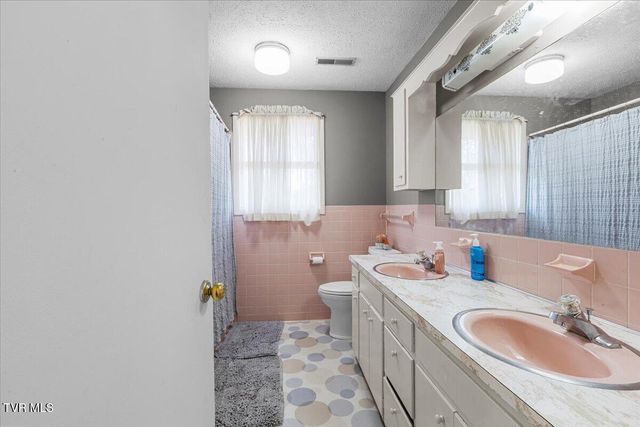 535 Birch Street, Church Hill, TN 37642