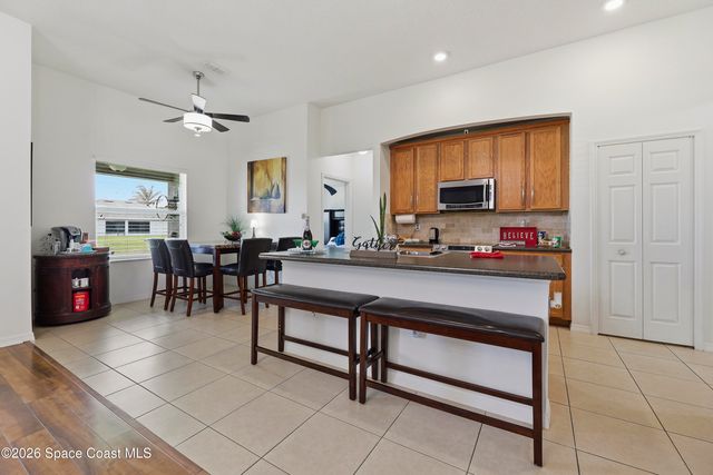 1121 Morgan Circle NE, Palm Bay, FL 32905