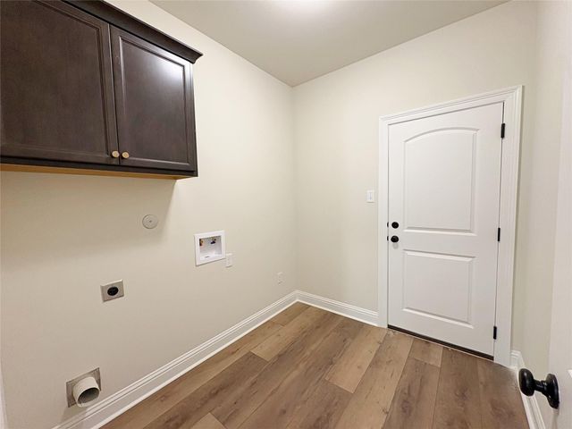 317 Dove Court, Bridge City, TX 77611