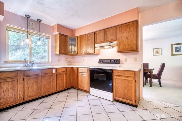 1857 Washington Drive, Point Roberts, WA 98281